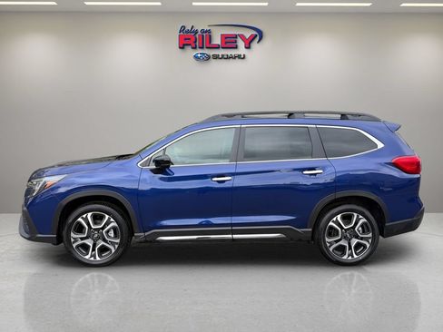 Used 2026 Subaru Ascent Touring AWD/4WD image 2