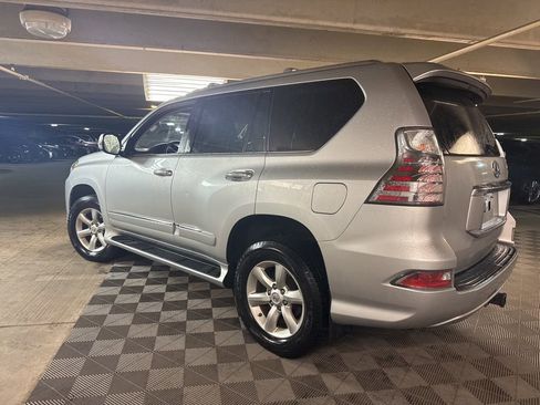 Used 2015 Lexus GX 460 image 5