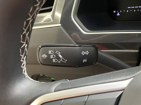 Used 2024 Volkswagen Tiguan Wolfsburg Edition image 24