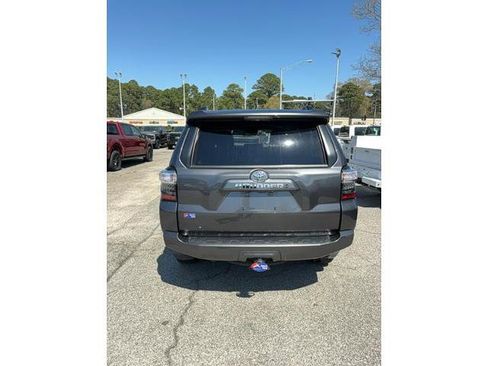 Used 2020 Toyota 4Runner SR5 Premium w/ Moonroof Package image 3
