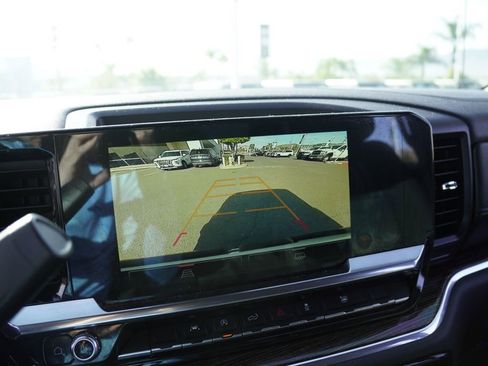 Used 2023 GMC Sierra 1500 Elevation image 15