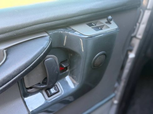 Used 2013 GMC Savana 1500 RWD image 9