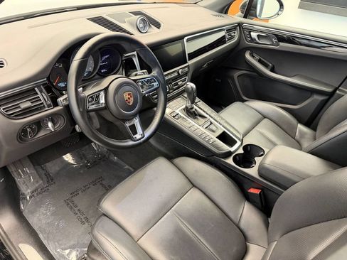 Used 2019 Porsche Macan S AWD/4WD image 4