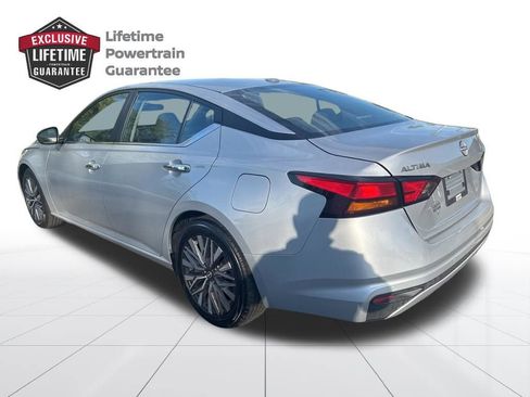 Certified 2023 Nissan Altima 2.5 SV FWD image 3