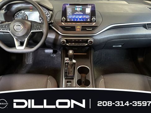 Used 2022 Nissan Altima 2.5 SV AWD/4WD image 13