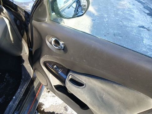 Used 2013 Nissan Juke NISMO image 17