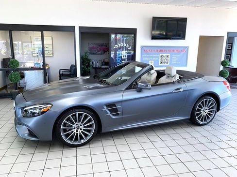 Used 2017 Mercedes-Benz SL 450 image 3