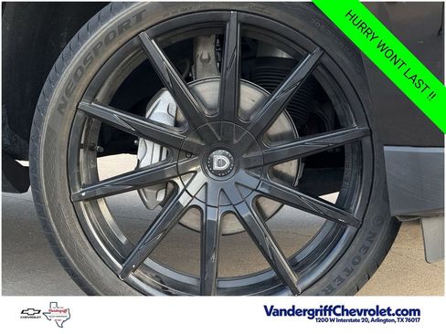 Certified 2024 Chevrolet Tahoe High Country AWD/4WD image 8