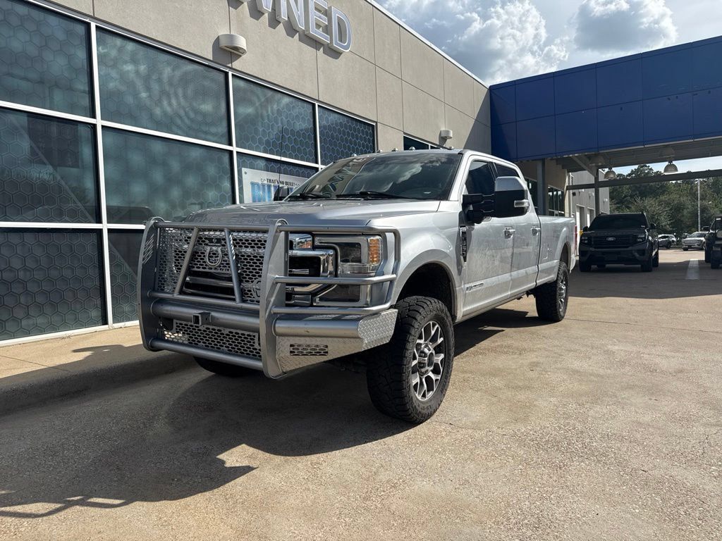 Used 2022 Ford F350 Lariat w/ Lariat Ultimate Package AWD/4WD image 4