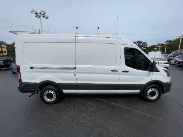 Used 2023 Ford Transit 250 Medium Roof w/ Load Area Protection Package RWD image 7