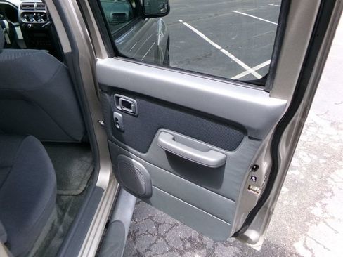 Used 2004 Nissan Frontier XE w/ (PWR) Pwr Pkg RWD image 6