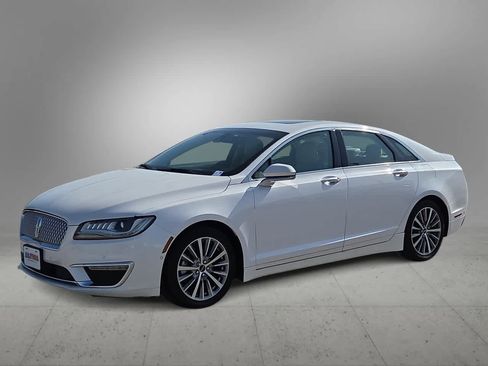 Used 2017 Lincoln MKZ Select w/ Technology Package FWD image 4