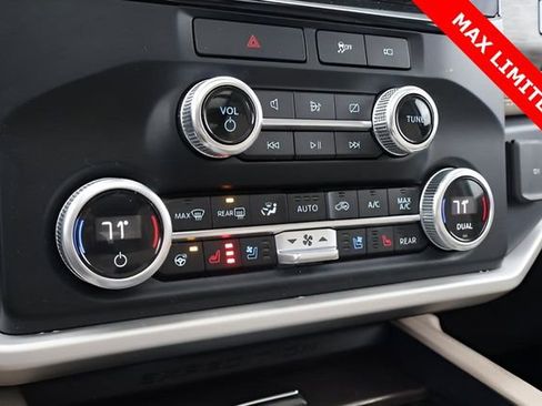 Used 2023 Ford Expedition Max Limited image 28