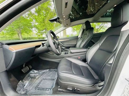 Used 2023 Tesla Model 3 Standard Range RWD image 7