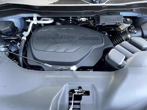 New 2026 Honda Ridgeline Black Edition image 5