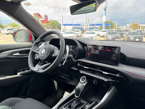 Used 2024 Dodge Hornet R/T image 10