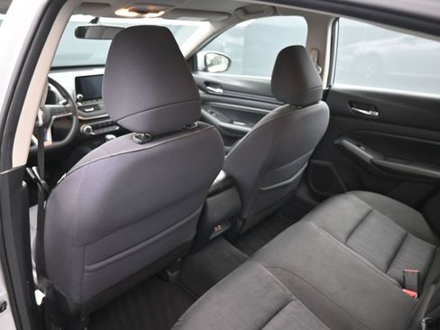 Used 2020 Nissan Altima 2.5 S image 10