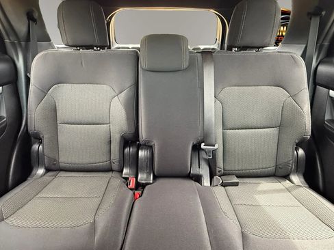 Used 2016 Ford Explorer XLT AWD/4WD image 22