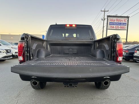 Used 2018 RAM 1500 Sport w/ Convenience Group image 10