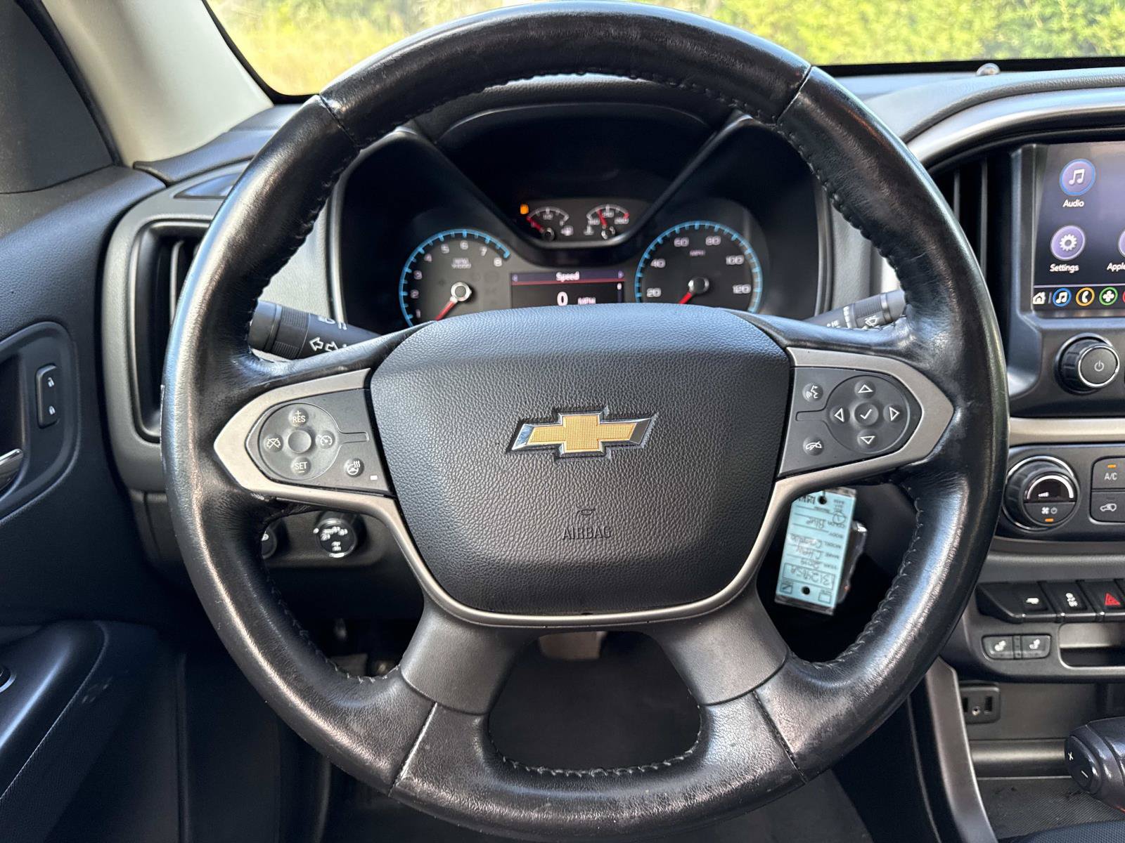 Used 2019 Chevrolet Colorado Z71 AWD/4WD image 14