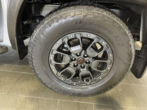 Used 2023 Nissan Frontier PRO-4X w/ Pro-4X Premium Package image 35