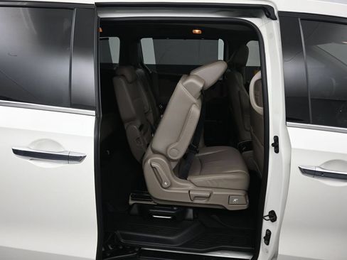 Used 2018 Honda Odyssey Elite image 57