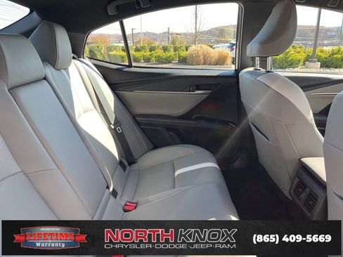 Used 2025 Toyota Camry LE image 21