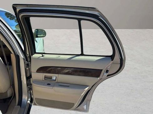 Used 2007 Mercury Grand Marquis LS image 19