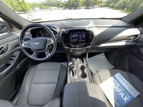 Certified 2023 Chevrolet Traverse LT image 27