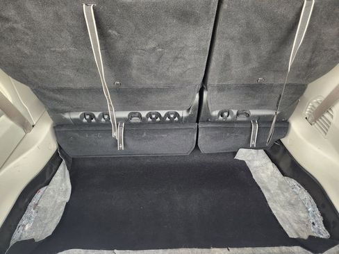 Used 2024 Chrysler Pacifica Touring-L image 33