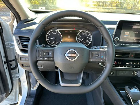 New 2026 Nissan Rogue SV image 24