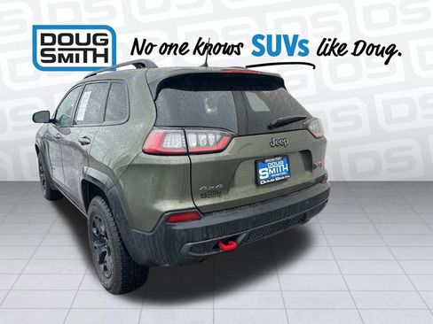 Used 2021 Jeep Cherokee Trailhawk image 5
