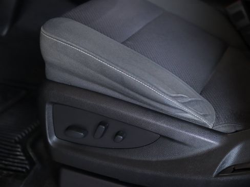 Used 2018 Chevrolet Silverado 1500 LT w/ All Star Edition image 20