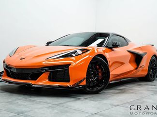 Used 2023 Chevrolet Corvette Z06 w/ Stealth Interior Trim Package RWD video 1