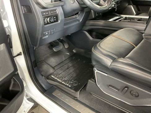 Certified 2024 Ford F350 Platinum image 19