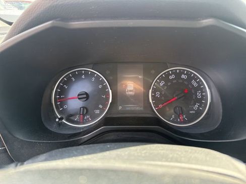 Used 2019 Toyota RAV4 LE image 14