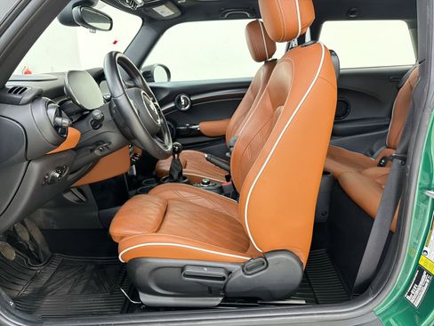 Used 2024 MINI Cooper S FWD image 5