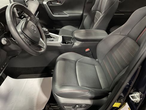 Used 2022 Toyota RAV4 XSE image 10
