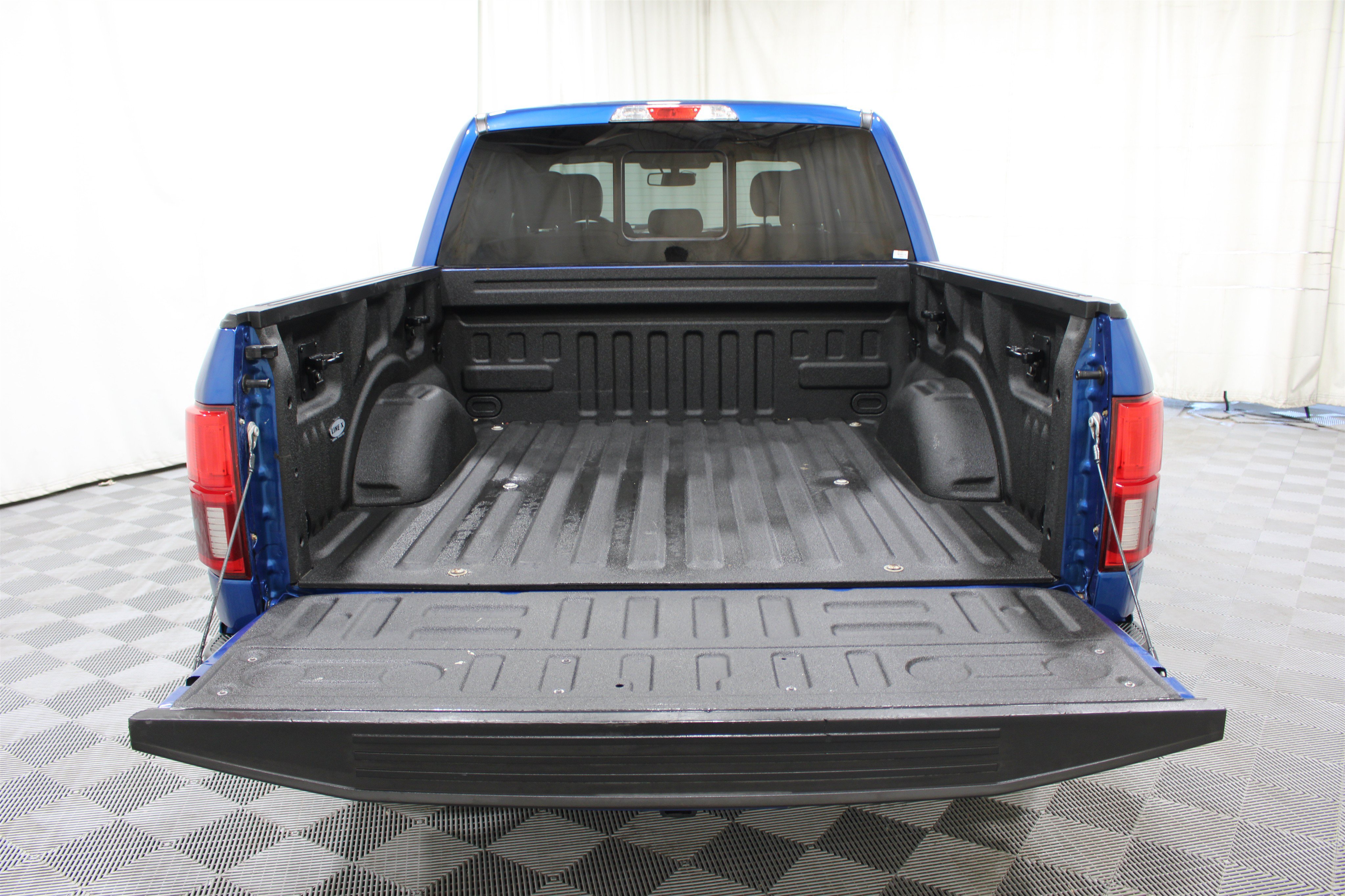 Used 2018 Ford F150 Lariat AWD/4WD image 23