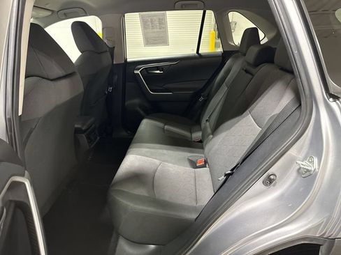 Used 2024 Toyota RAV4 XLE FWD image 22