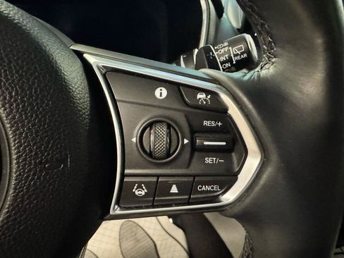 Used 2023 Acura MDX SH-AWD w/ Technology Package image 14