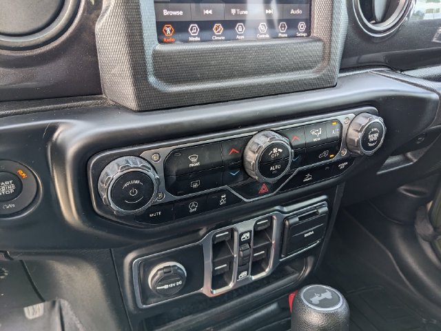 Used 2021 Jeep Wrangler Unlimited Sport AWD/4WD image 24
