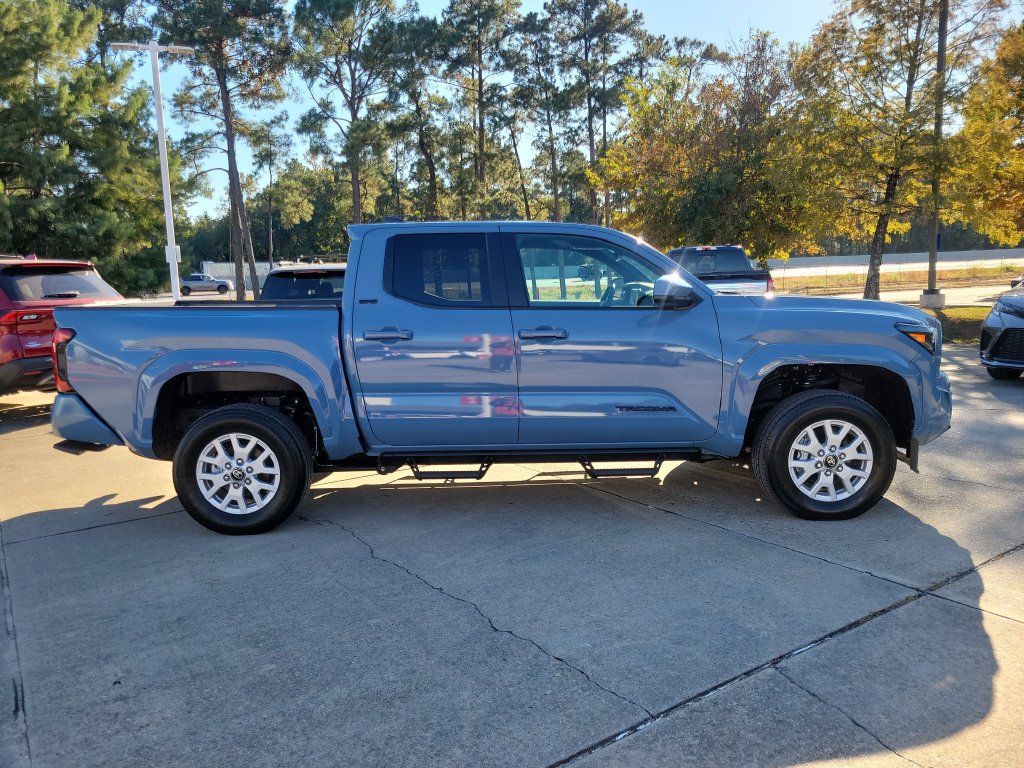 Certified 2026 Toyota Tacoma SR5 RWD image 9