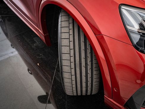 Certified 2024 Audi RS Q8 image 57