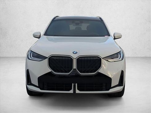 Certified 2025 BMW X3 xDrive30i w/ M Sport Package image 2