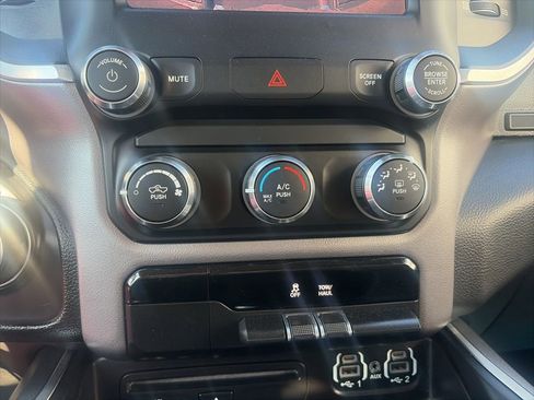 Used 2019 RAM 1500 Big Horn image 20