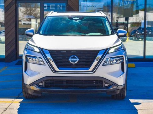 Used 2022 Nissan Rogue SL w/ SL Premium Package image 5