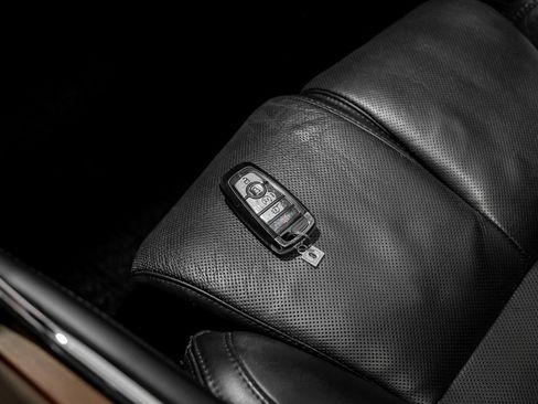 Used 2021 Lincoln Navigator Reserve image 61