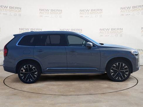 New 2026 Volvo XC90 B6 Plus w/ Protection Package Premier AWD/4WD image 6