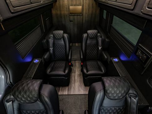 Used 2025 Mercedes-Benz Sprinter 3500 image 72